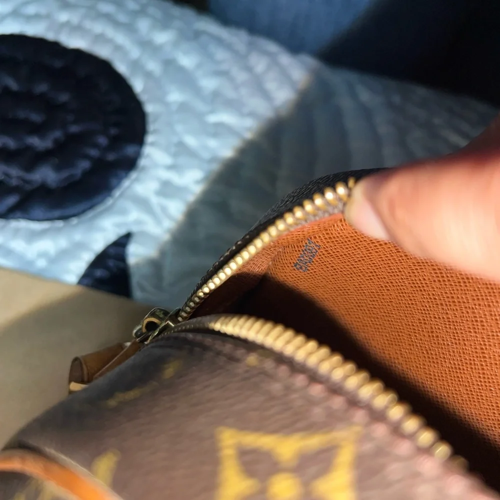 Louis Vuitton Blois Vintage Crossbody bag